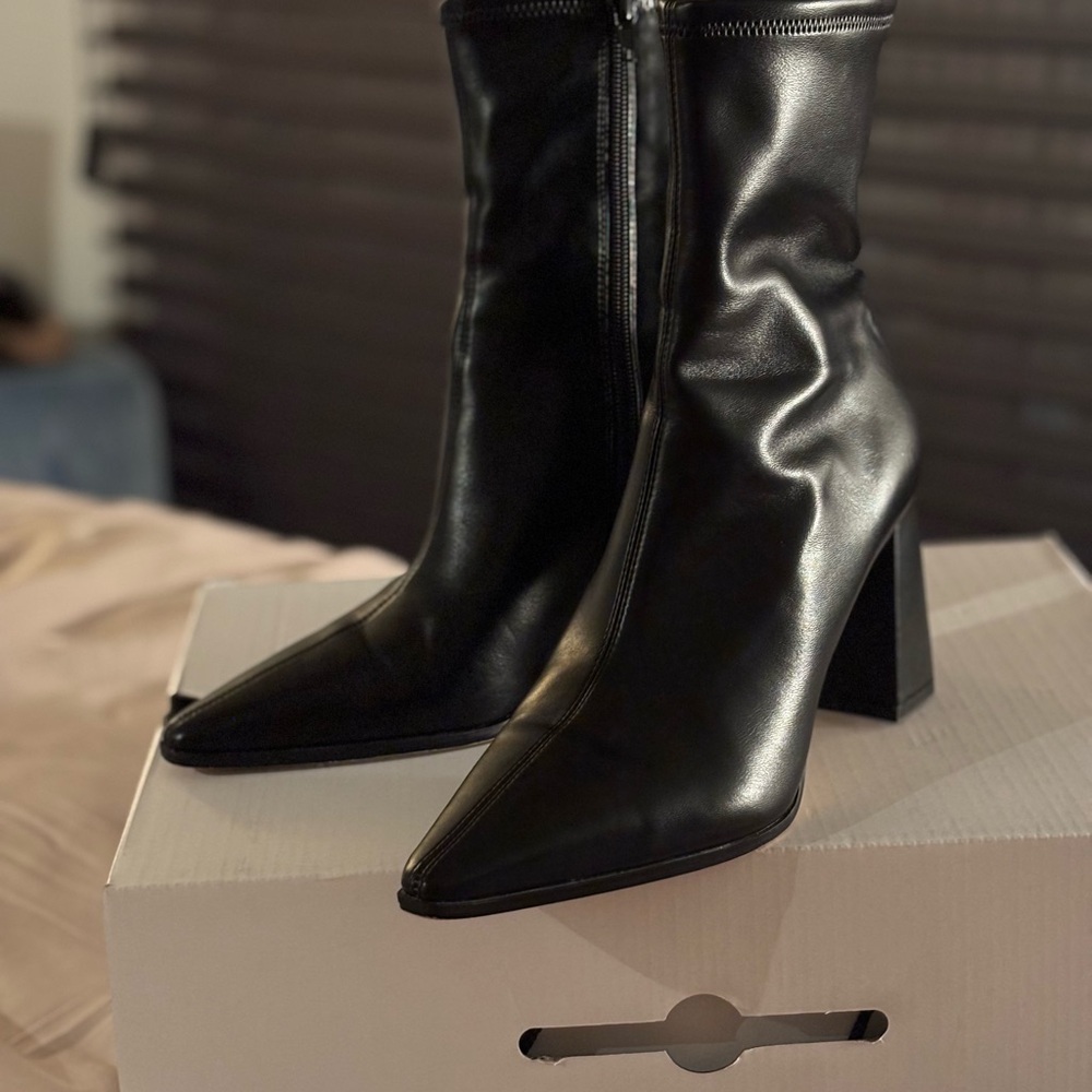 Aldo Women's Sleek Black Heeled Boots